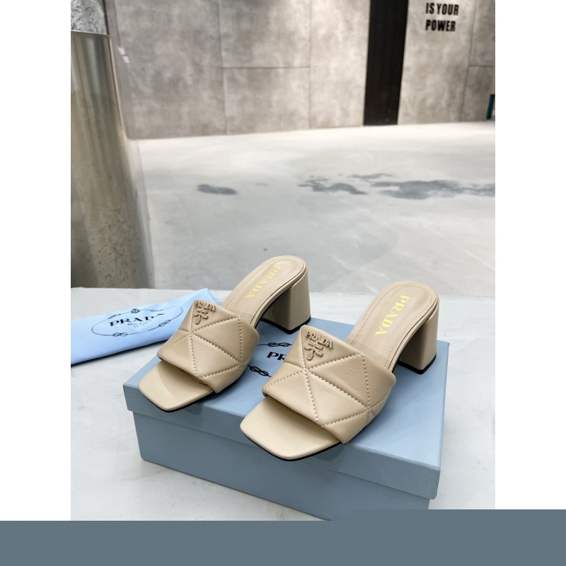 Pra*a slippers